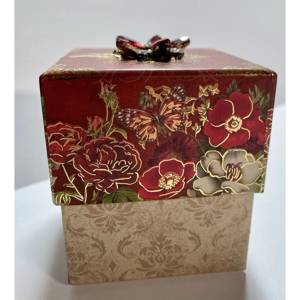Music Box Trinket Box Wind Up Hark the Harold Angels Sing Pine Soap Box Empty